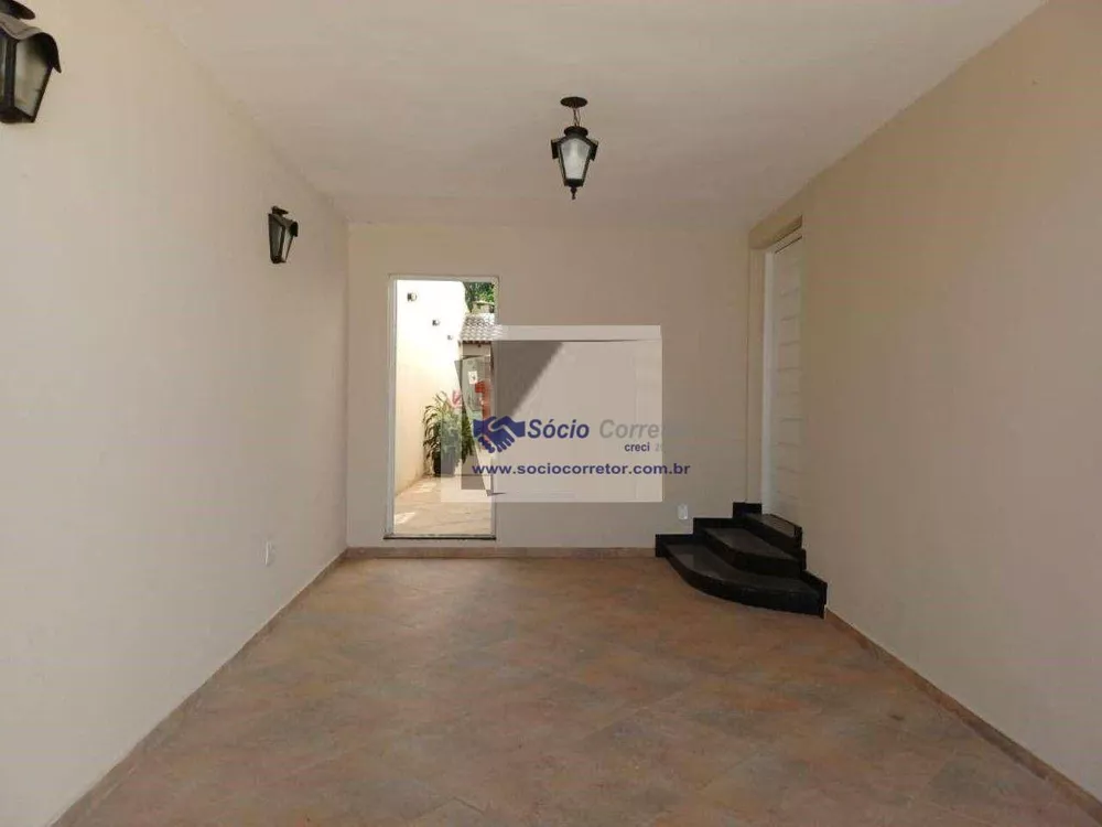 Casa à venda com 3 quartos, 200m² - Foto 6