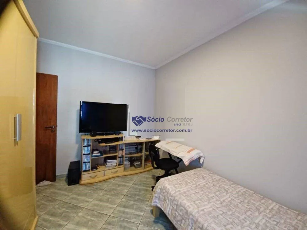 Casa, 3 quartos, 200 m² - Foto 13