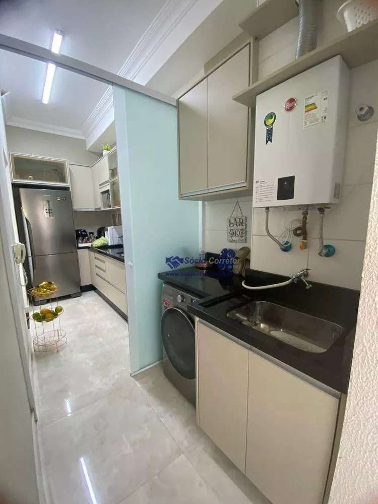 Apartamento à venda com 2 quartos, 62m² - Foto 4