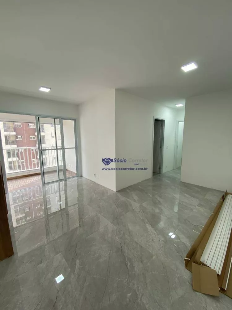 Apartamento à venda com 2 quartos, 68m² - Foto 9