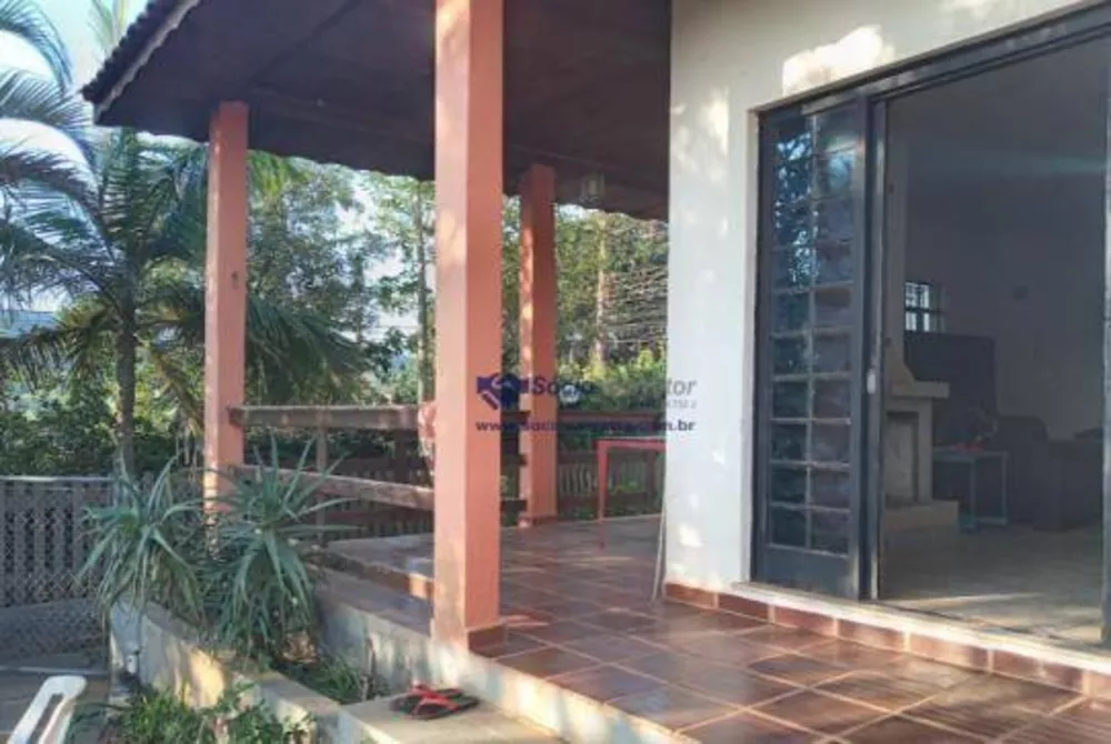 Chácara, 4 quartos, 1000 m² - Foto 1