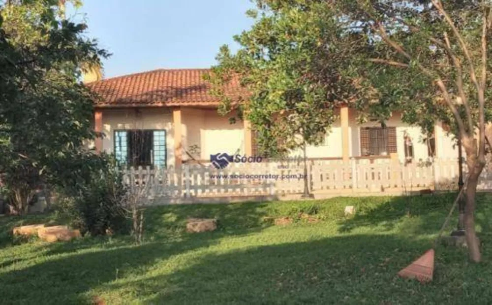 Chácara, 4 quartos, 1000 m² - Foto 1