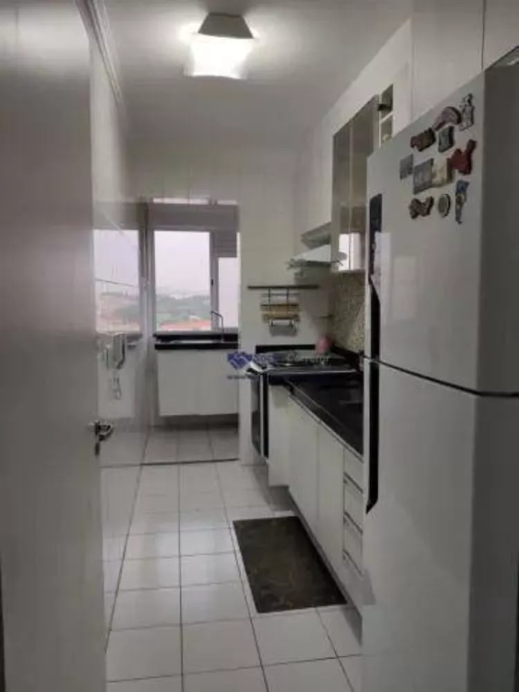 Apartamento à venda com 2 quartos, 63m² - Foto 3