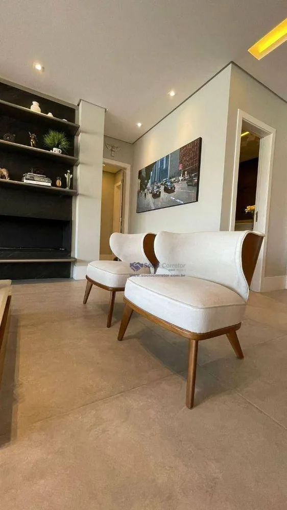 Apartamento, 3 quartos, 202 m² - Foto 3