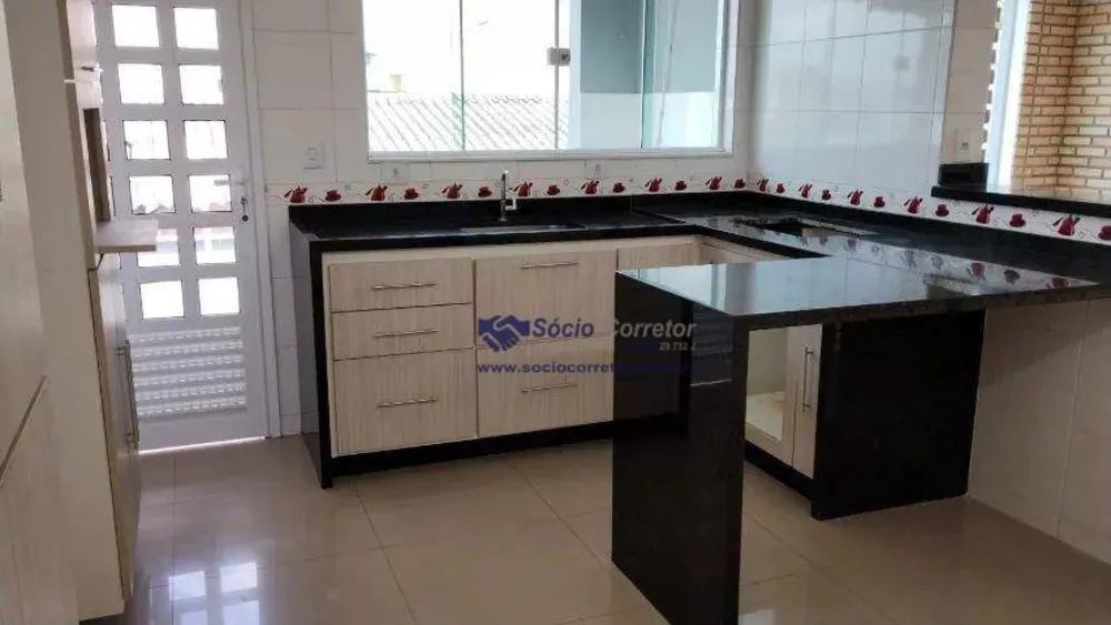 Sobrado à venda com 4 quartos, 309m² - Foto 3