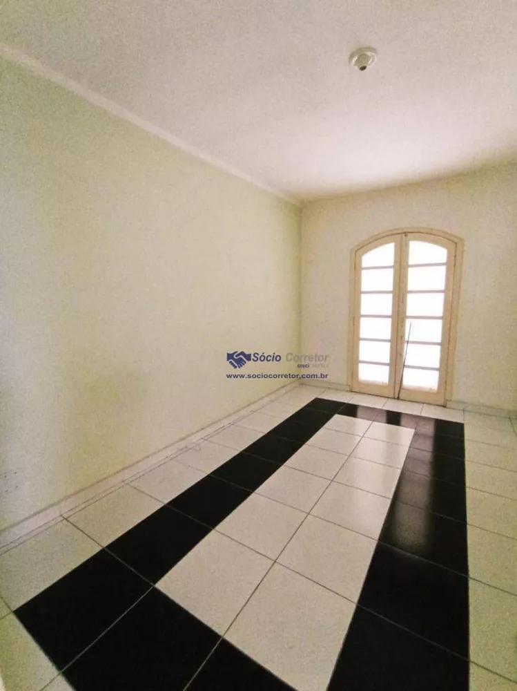 Sobrado à venda com 3 quartos, 197m² - Foto 11