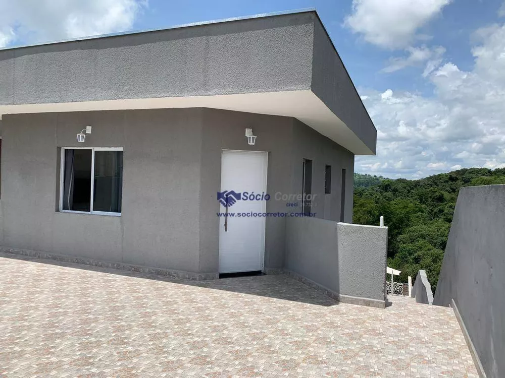 Sobrado à venda com 3 quartos, 160m² - Foto 2