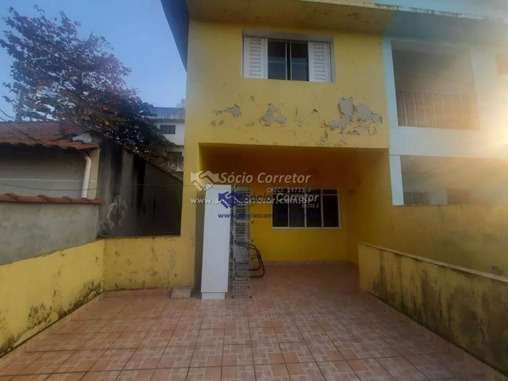 Sobrado à venda com 2 quartos, 369m² - Foto 2