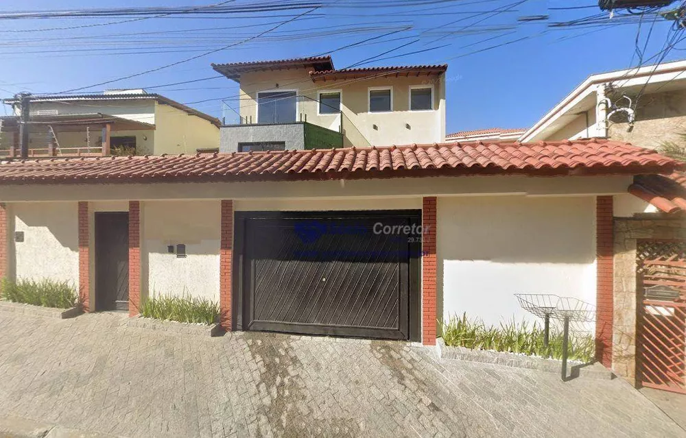 Sobrado à venda com 3 quartos, 383m² - Foto 1