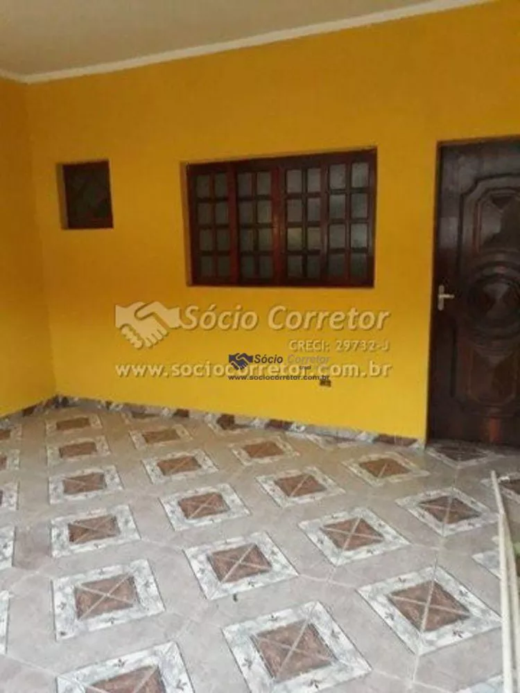 Casa à venda com 2 quartos, 50m² - Foto 2