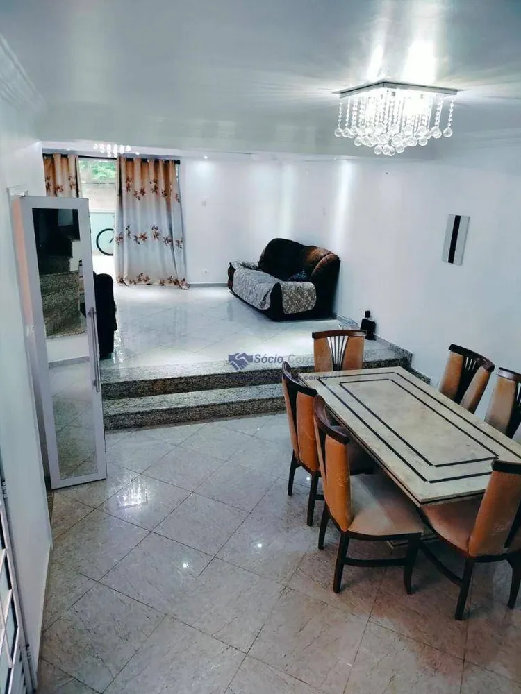 Sobrado, 4 quartos, 210 m² - Foto 4