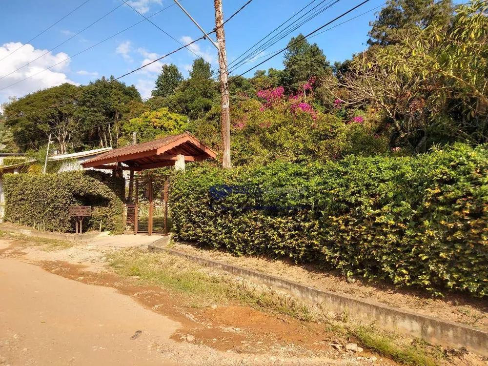 Chácara à venda com 4 quartos, 300m² - Foto 5