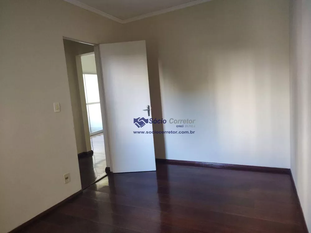 Apartamento à venda com 2 quartos, 62m² - Foto 11