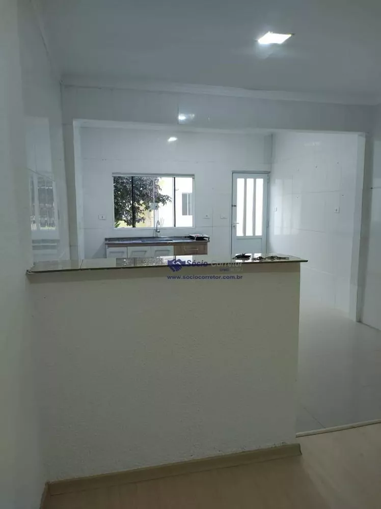 Casa à venda com 4 quartos, 277m² - Foto 3