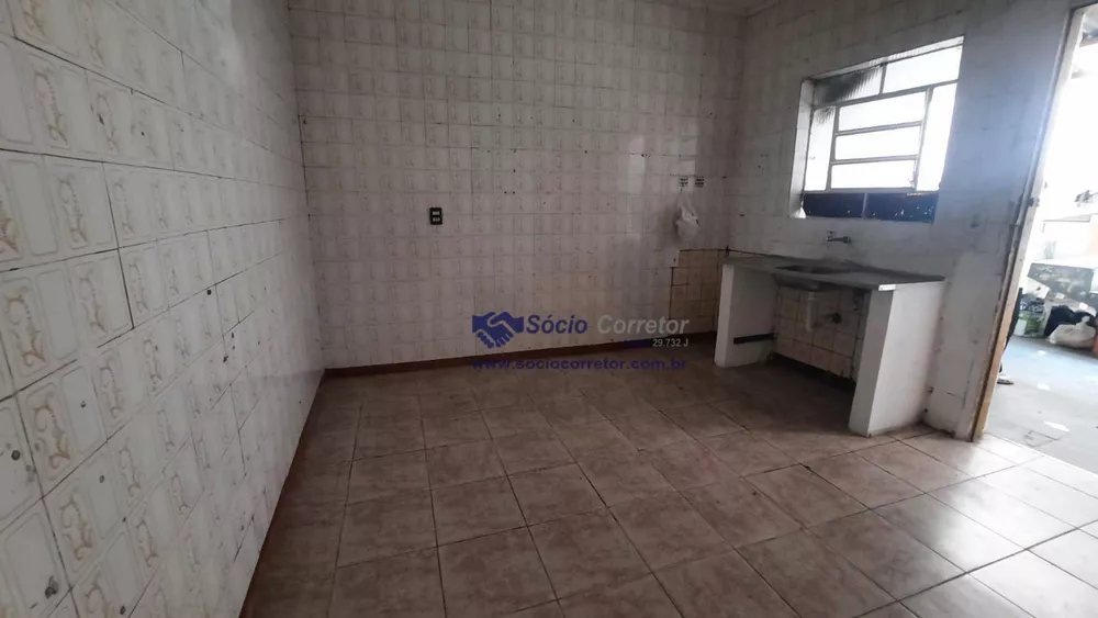 Casa para alugar com 1 quarto, 35m² - Foto 4