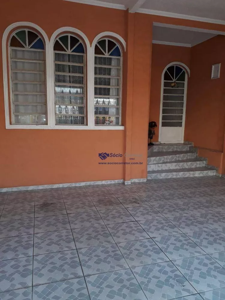 Sobrado à venda com 3 quartos, 147m² - Foto 2