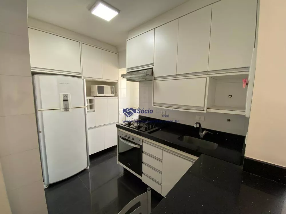 Apartamento à venda com 3 quartos, 76m² - Foto 3