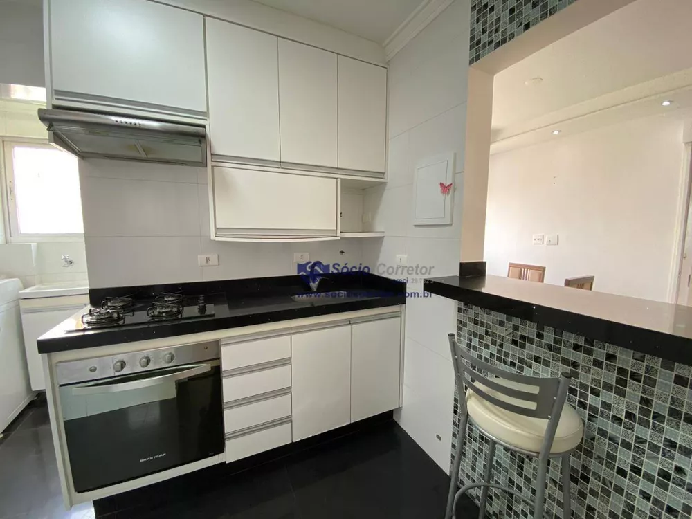 Apartamento à venda com 3 quartos, 76m² - Foto 2