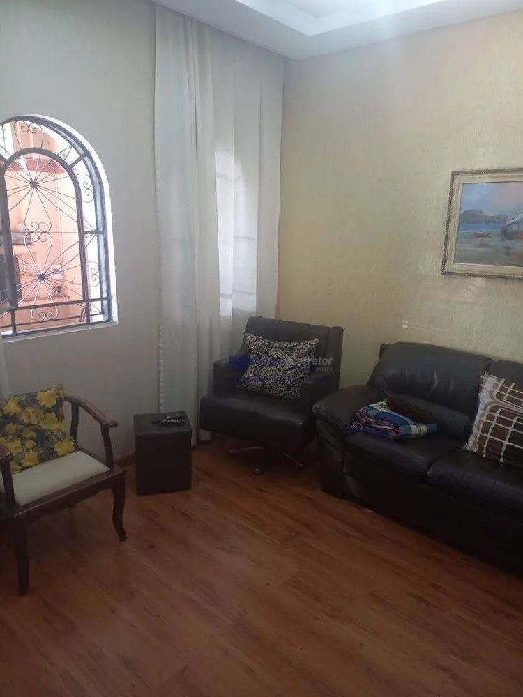 Casa, 3 quartos, 310 m² - Foto 3