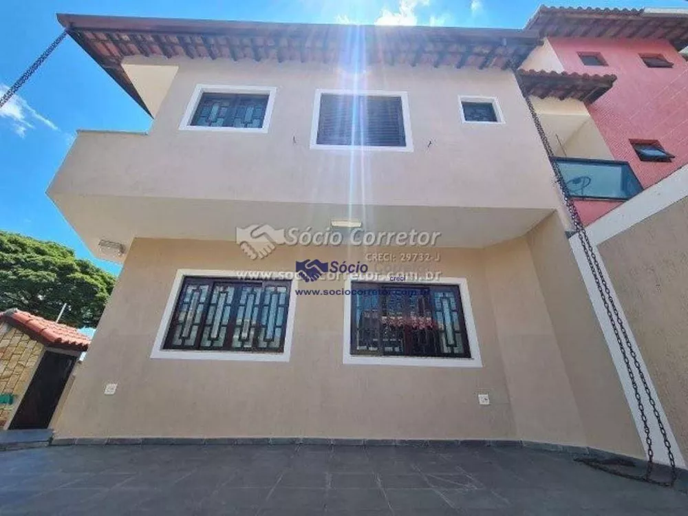 Casa à venda com 3 quartos, 164m² - Foto 2