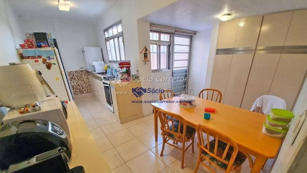 Sobrado, 4 quartos, 240 m² - Foto 1