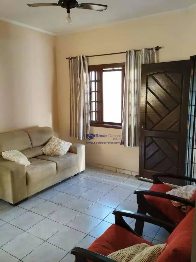 Casa, 3 quartos, 183 m² - Foto 1
