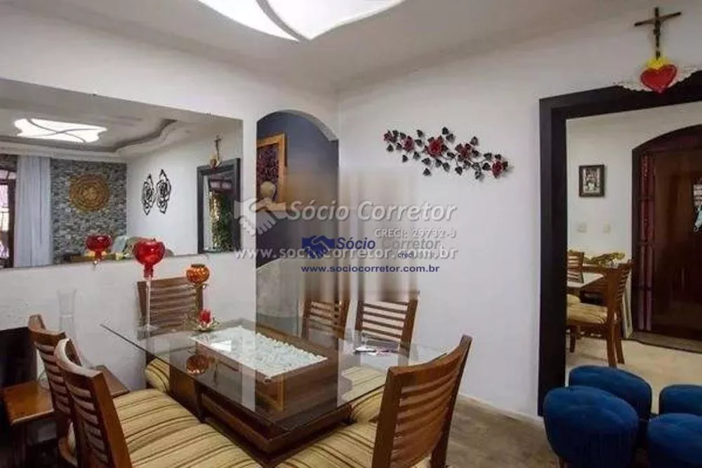 Sobrado à venda com 3 quartos, 300m² - Foto 3