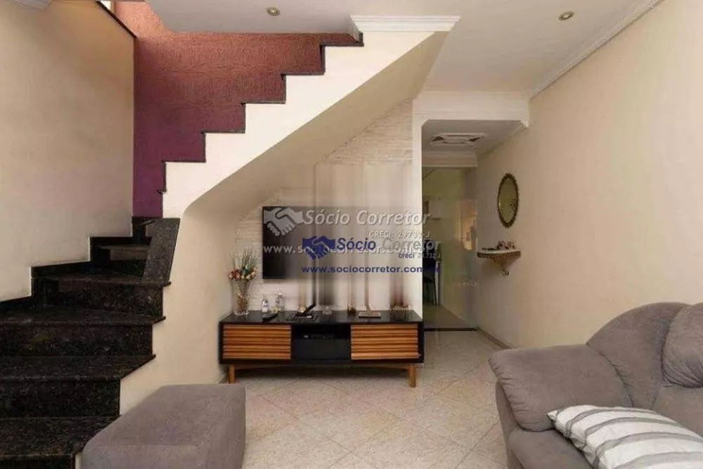 Casa à venda com 3 quartos, 180m² - Foto 1