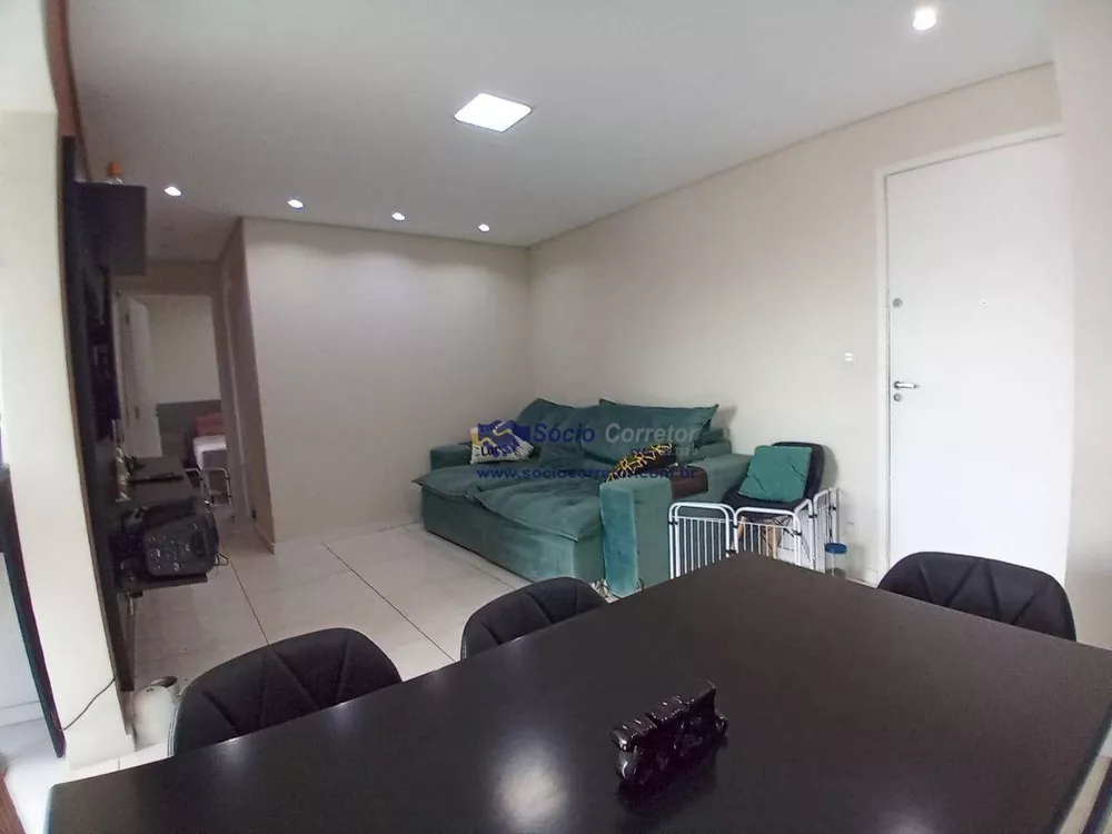 Apartamento à venda com 2 quartos, 55m² - Foto 3