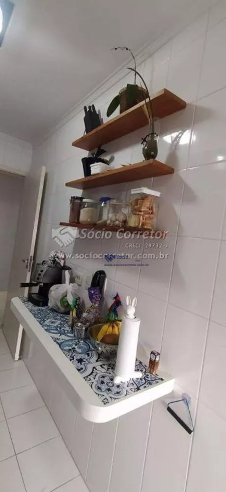 Apartamento à venda com 2 quartos, 62m² - Foto 11