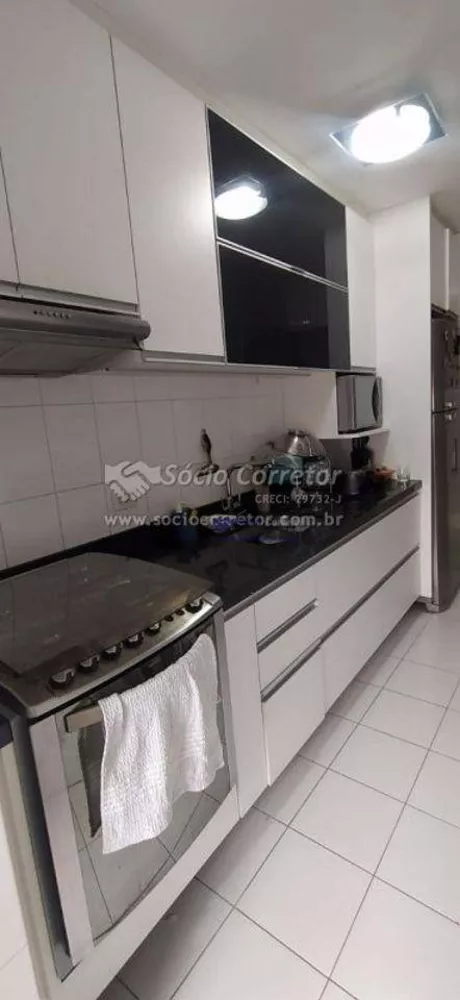 Apartamento à venda com 2 quartos, 62m² - Foto 12