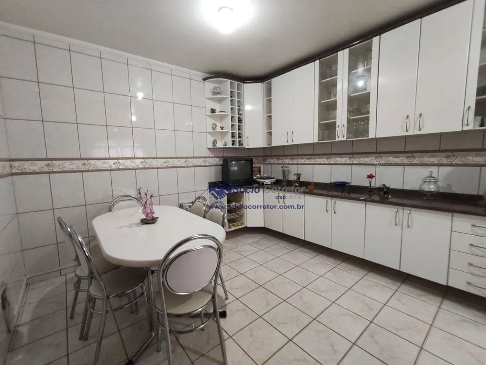 Sobrado, 3 quartos, 339 m² - Foto 8