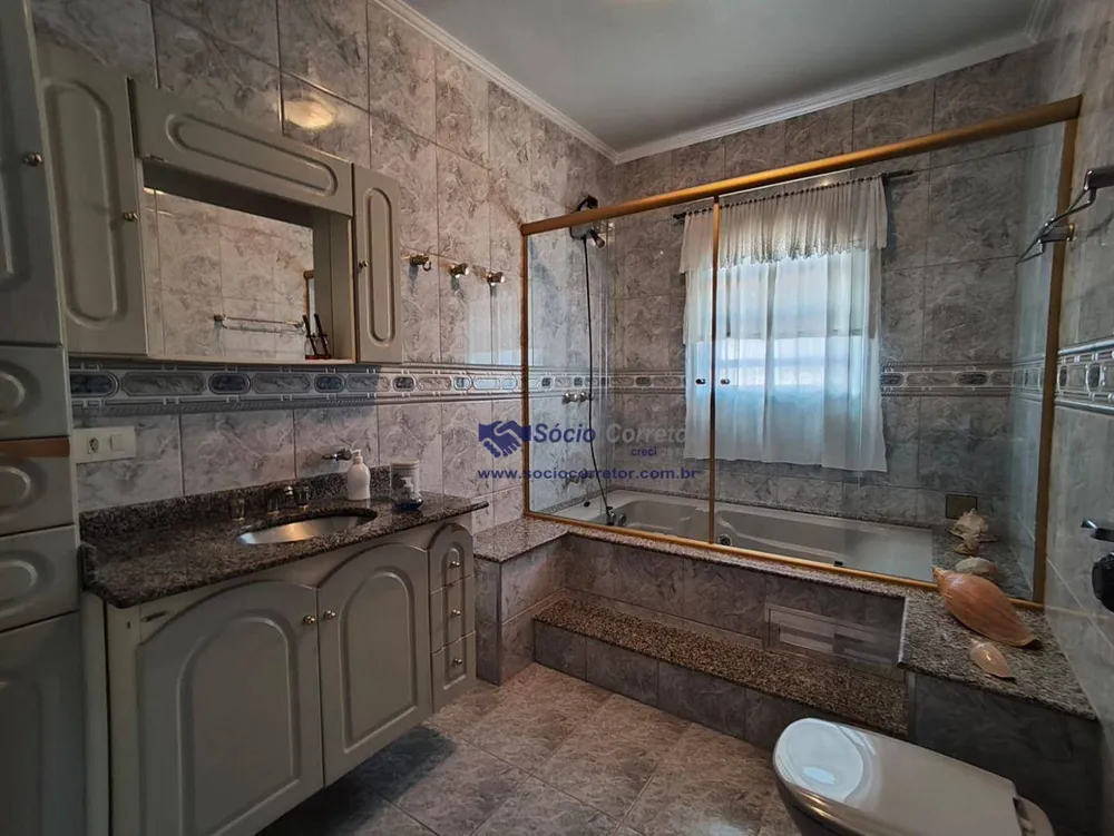 Sobrado, 3 quartos, 339 m² - Foto 2