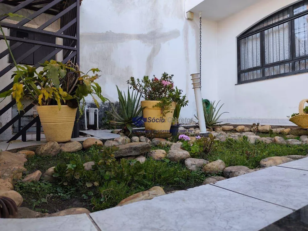 Sobrado, 3 quartos, 339 m² - Foto 1