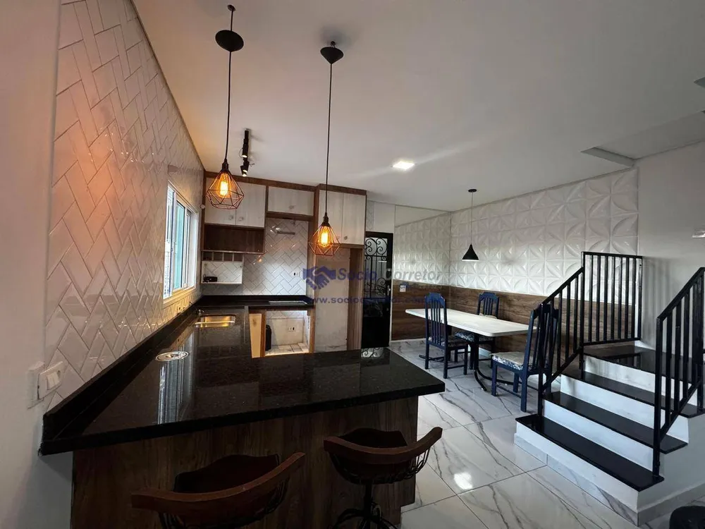 Sobrado, 3 quartos, 250 m² - Foto 1