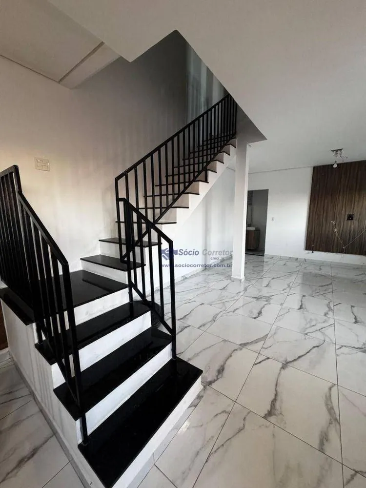 Sobrado, 3 quartos, 250 m² - Foto 8