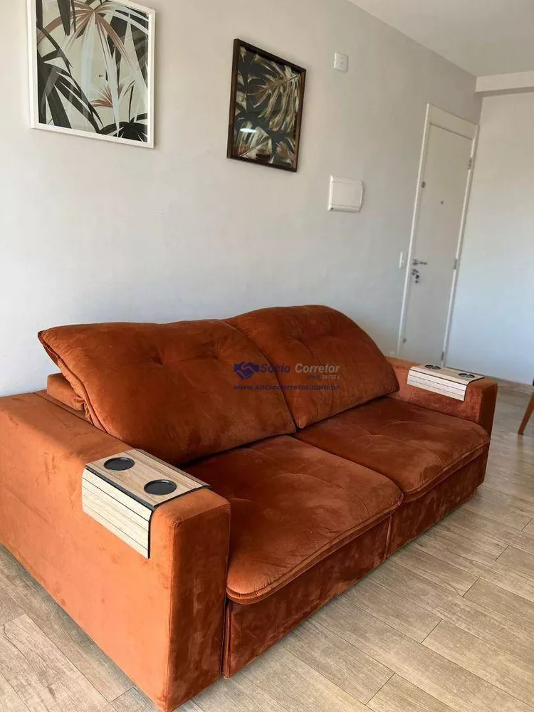 Apartamento à venda com 2 quartos, 68m² - Foto 4