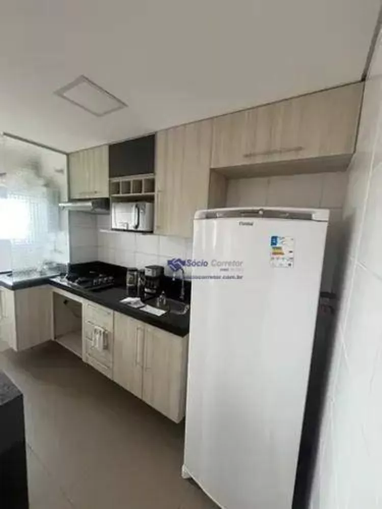 Apartamento à venda com 2 quartos, 45m² - Foto 3