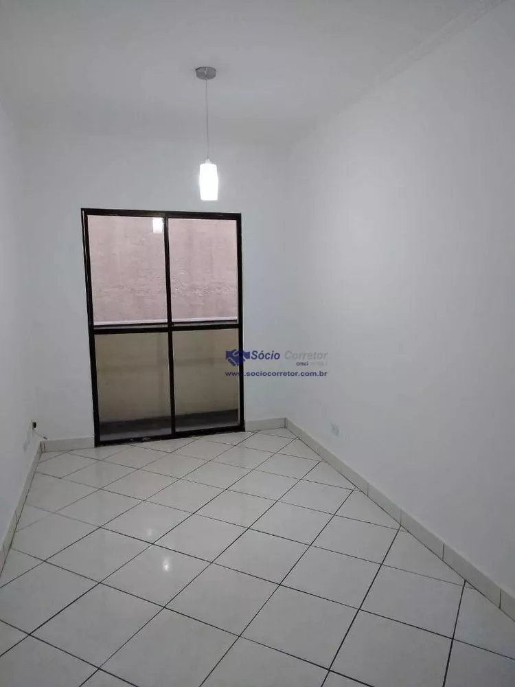 Apartamento à venda com 2 quartos, 70m² - Foto 6