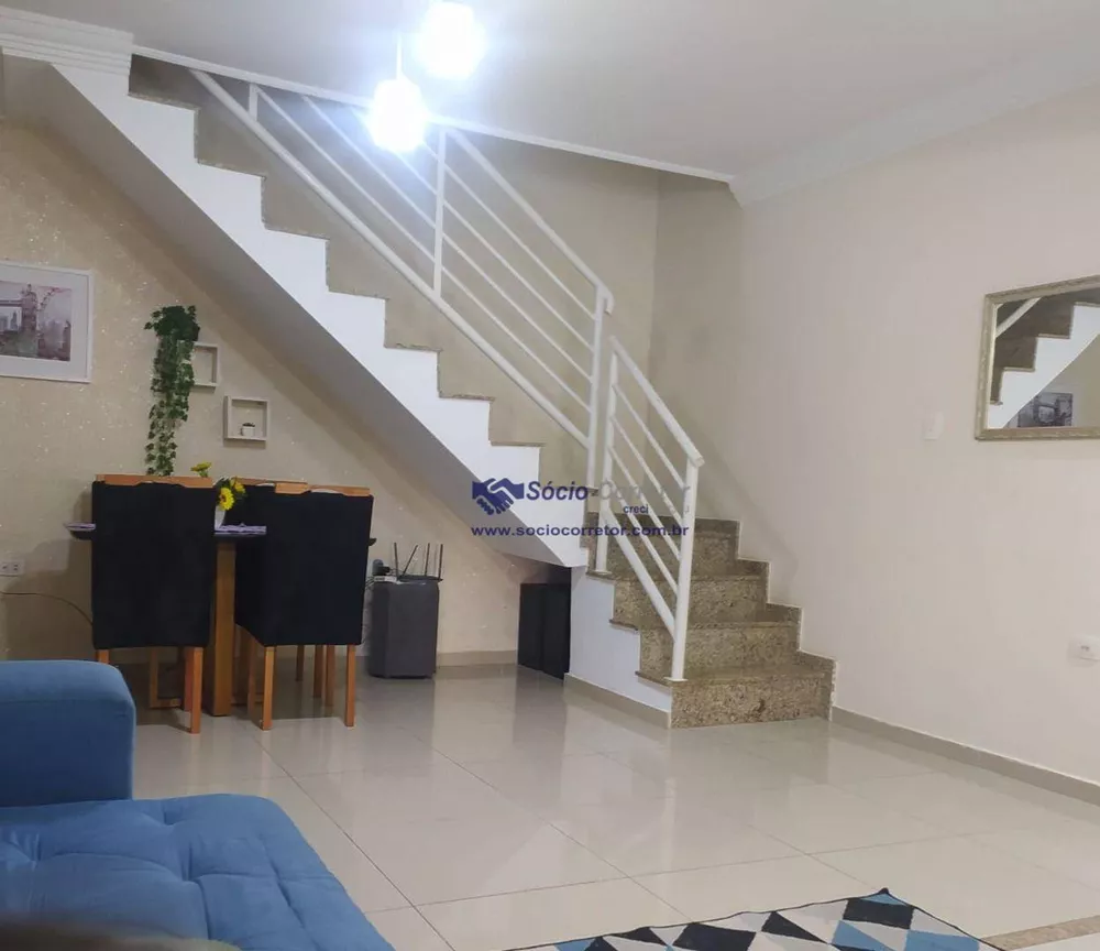 Sobrado à venda com 2 quartos, 150m² - Foto 3