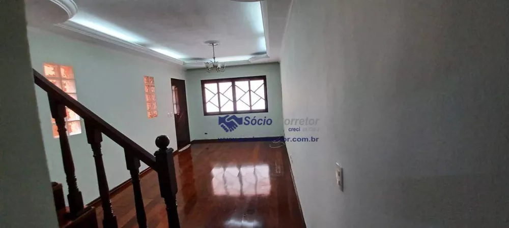 Sobrado à venda com 3 quartos, 220m² - Foto 4