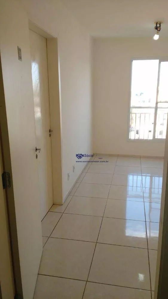 Apartamento à venda com 2 quartos, 47m² - Foto 2