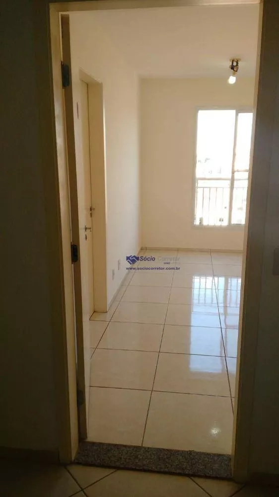 Apartamento à venda com 2 quartos, 47m² - Foto 4