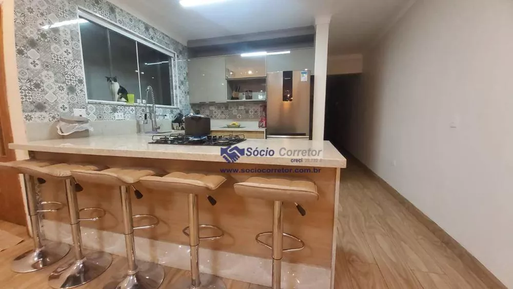 Sobrado à venda com 4 quartos, 375m² - Foto 8