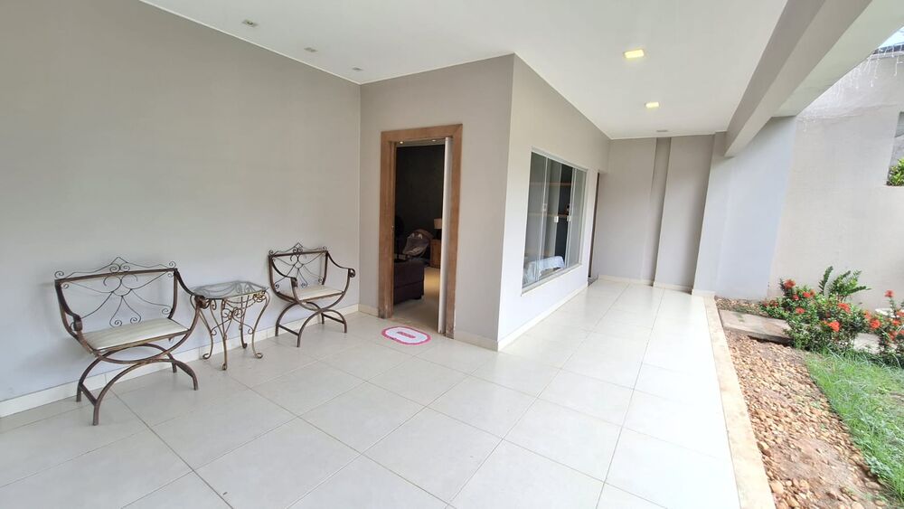 Casa à venda com 2 quartos, 475m² - Foto 4