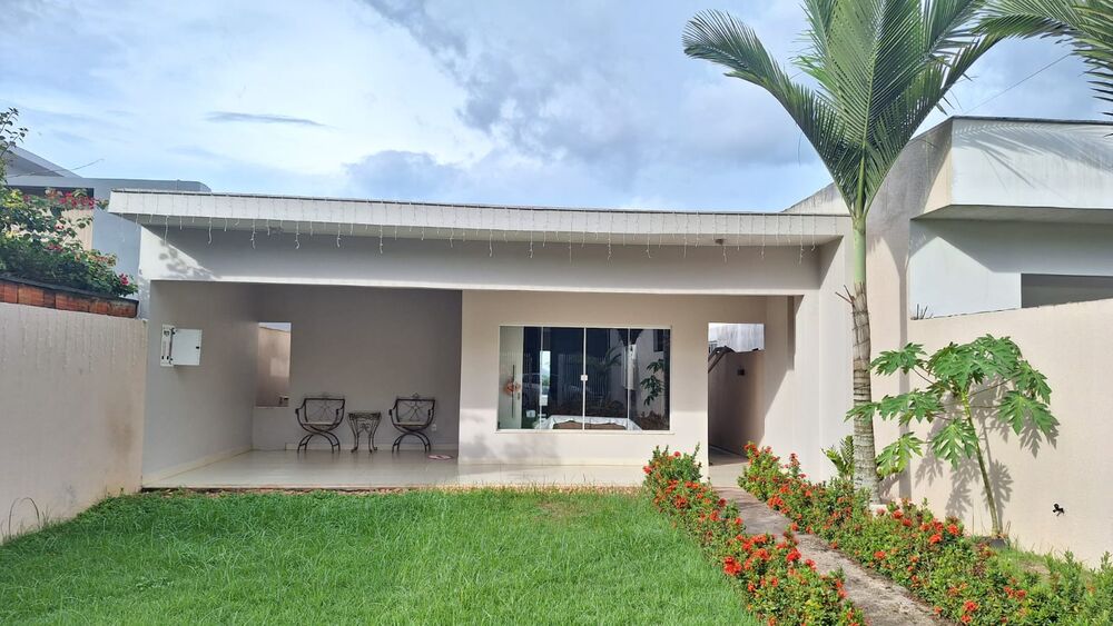 Casa à venda com 2 quartos, 475m² - Foto 1