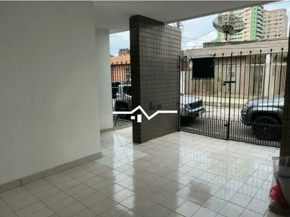 Casa, 4 quartos, 240 m² - Foto 2