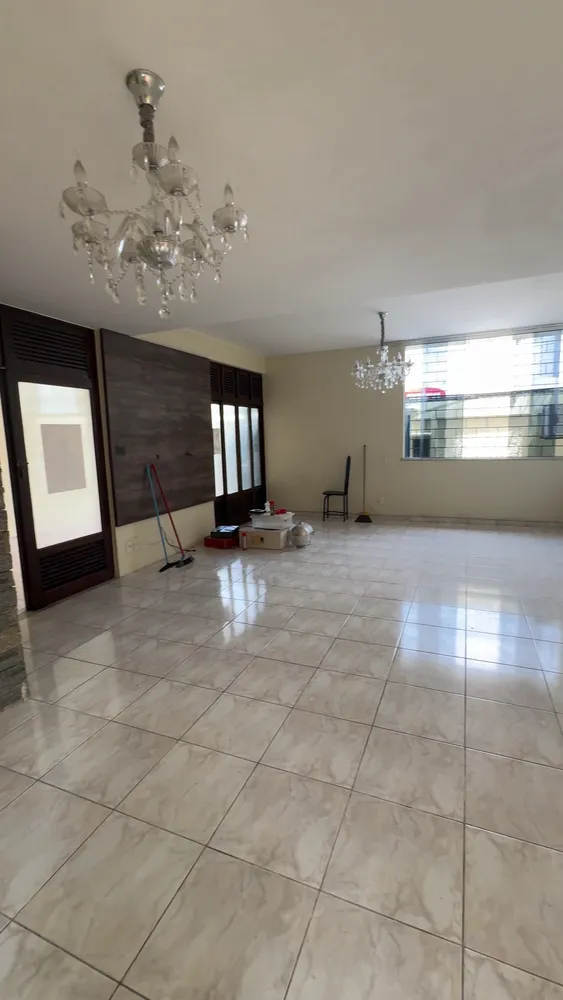 Casa, 4 quartos, 279 m² - Foto 3