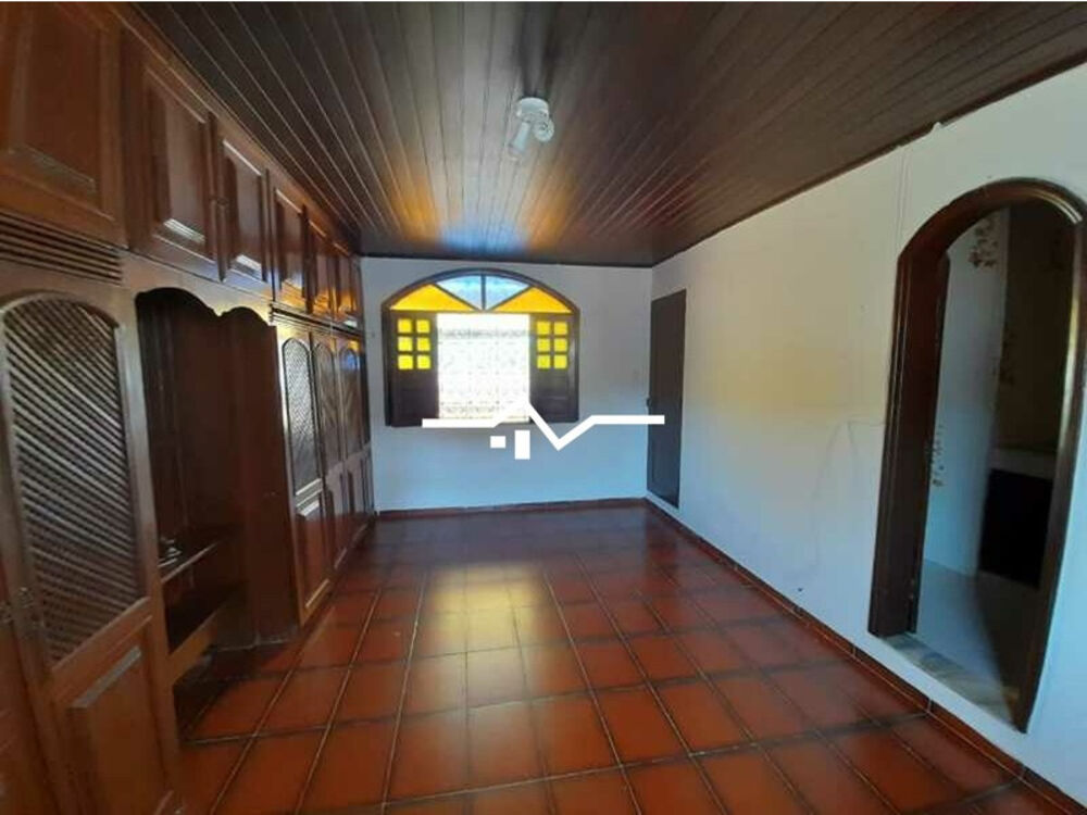 Casa à venda com 3 quartos, 264m² - Foto 5