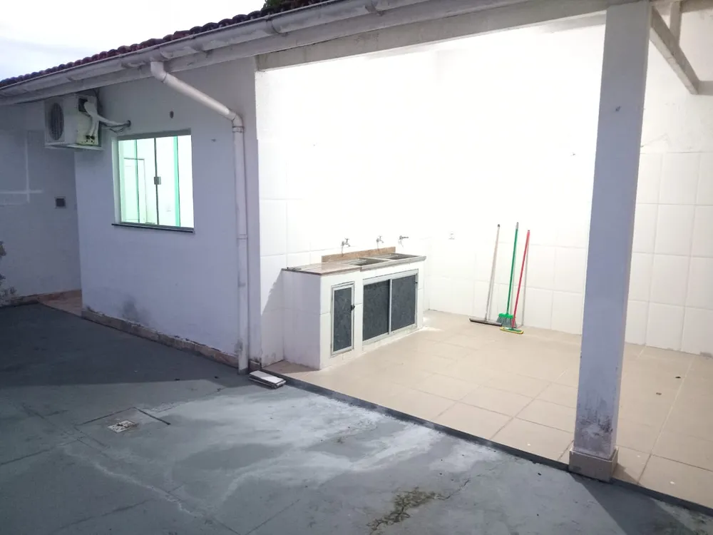 Casa, 4 quartos, 175 m² - Foto 2